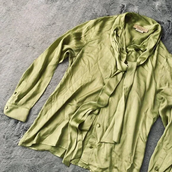 GUCCI Green Tie Front Blouse - Picture 3 of 8